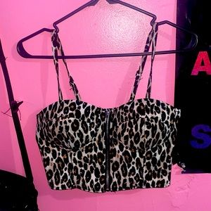 Leopard Print Front Zip Crop Top